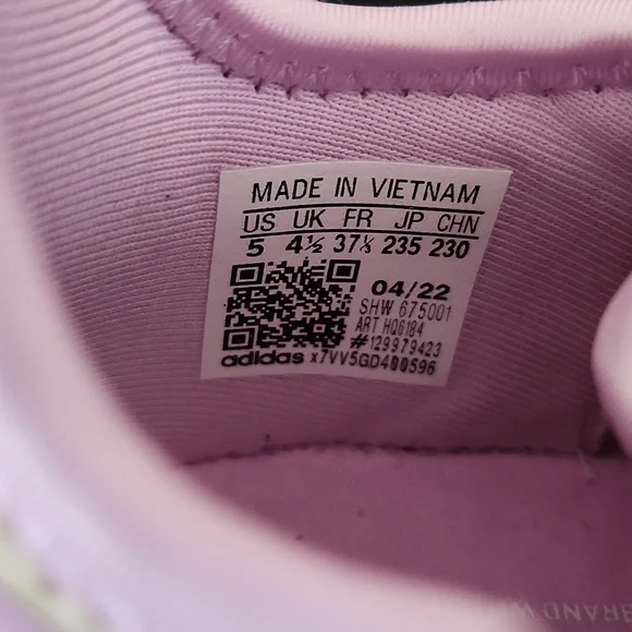 Adidas Originals NMD_R1 Girls' Grade School - Picture 15 of 16